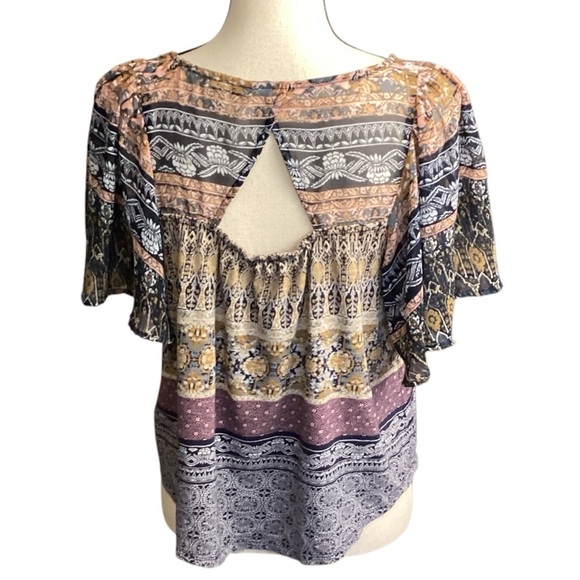 Lucky Brand Mixed Media‎ Flutter Sleeve Top, Medium Style 7W64640 - Picture 10 of 14